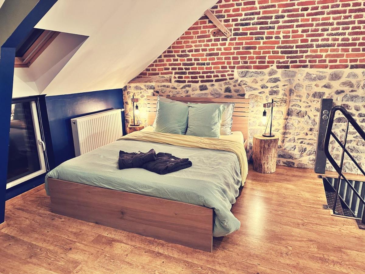 Le Loft Hotel Dompierre-Sur-Helpe Exterior photo